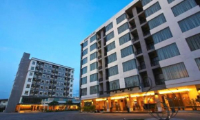Гостиница Leenova Hotel  Бангкок